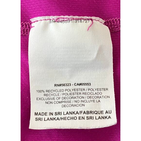 NIKE DRI-FIT SHORT SLEEVE T-SHIRT, WOMENS, M, FUCHSIA, ROUND NECKLINE - Picture 9 of 9